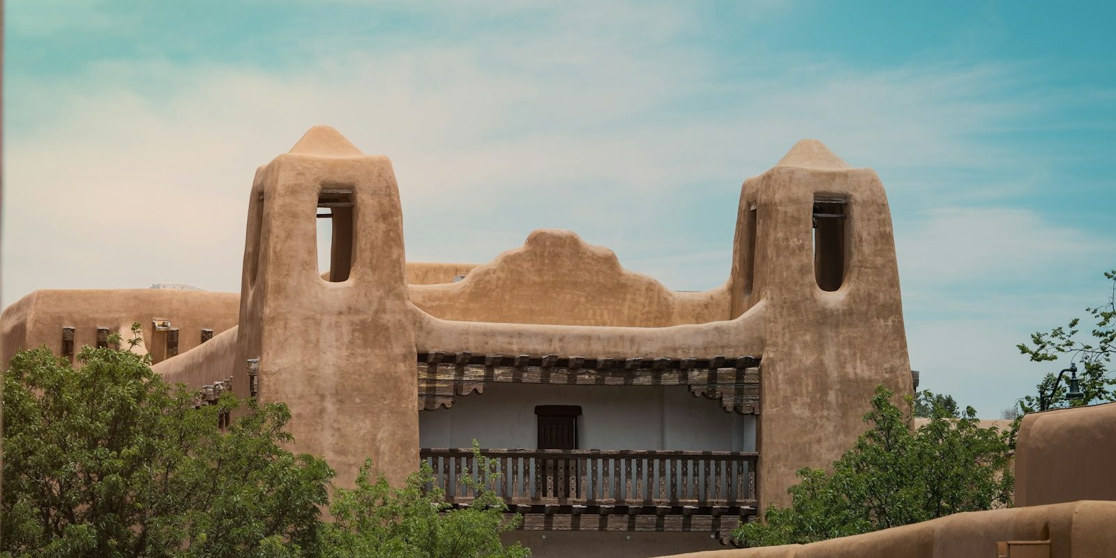 Santa Fe, Slowly: Art, Chile and Desert Light